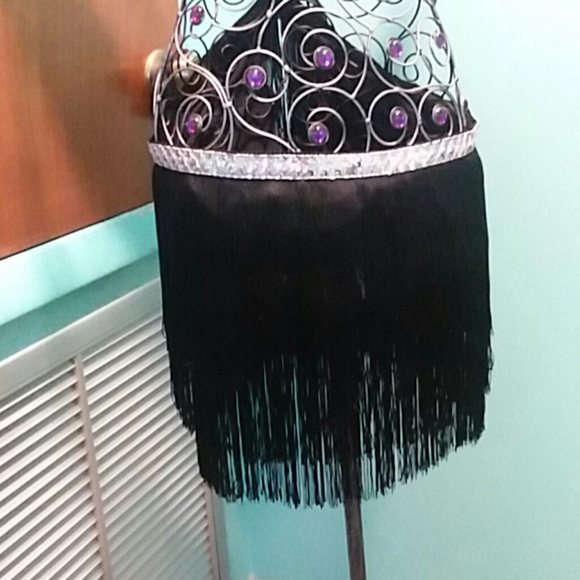 Linguirie Fringe Skirt - Picture 1 of 8